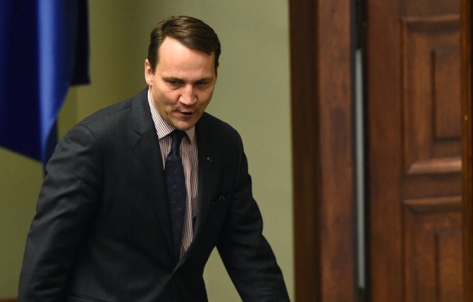Sejm odrzucił wniosek o odwołanie Sikorskiego