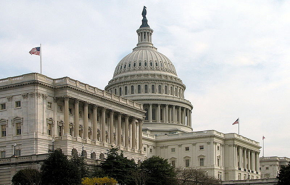 Senat USA za zaostrzeniem sankcji wobec Rosji
