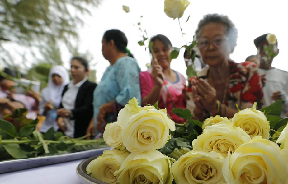 Modlitwy i łzy na obchodach rocznicy tsunami