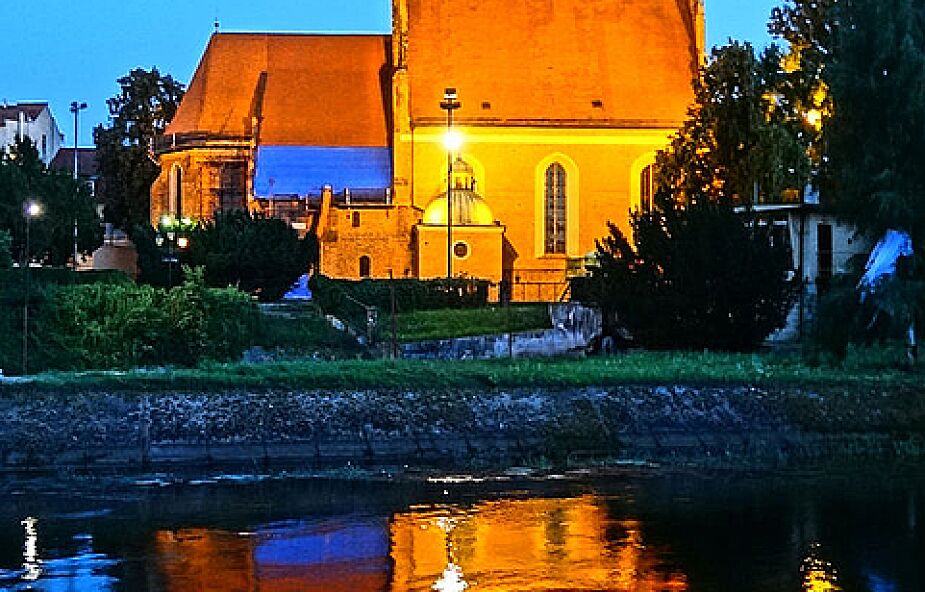 Bydgoszcz: w katedrze odrestaurowano ołtarz