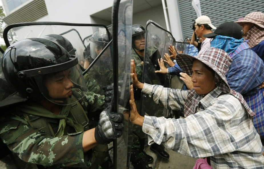 Tajlandia: demonstranci otoczyli siedzibę rządu