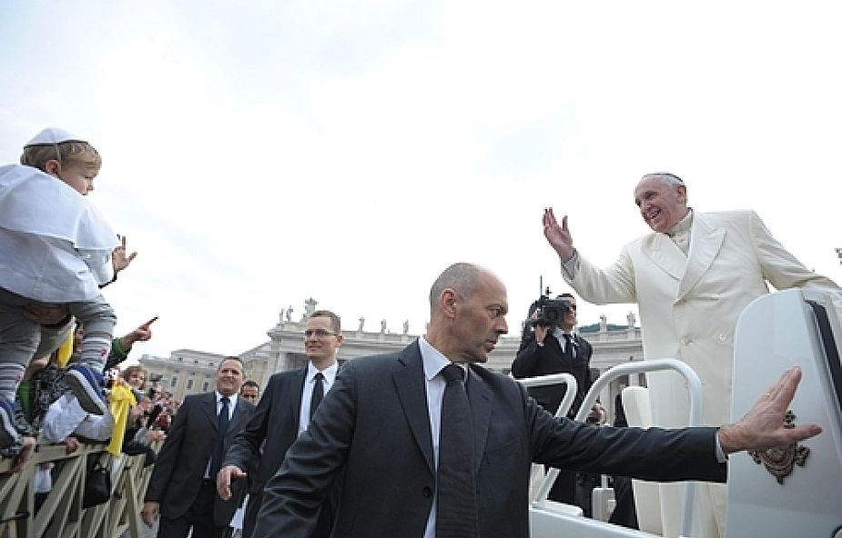 Mały papież spotyka prawdziwego Franciszka