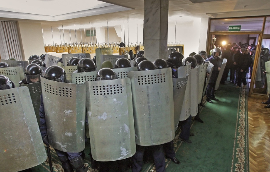 Strzały podczas ataku na krymski parlament
