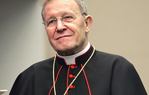 Kardynał Kasper: Tak, dla komunii po rozwodzie