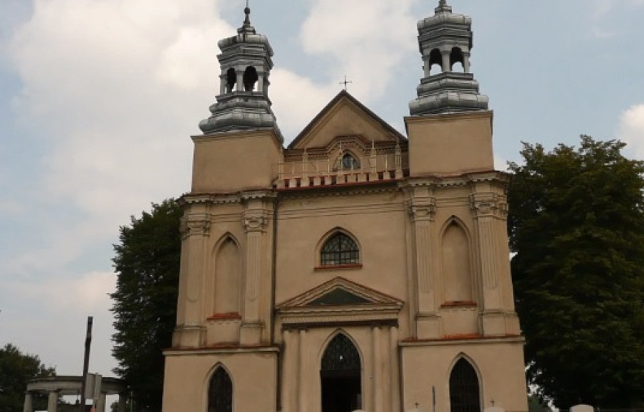 Rogowo: pożar XIX-wiecznego kościoła