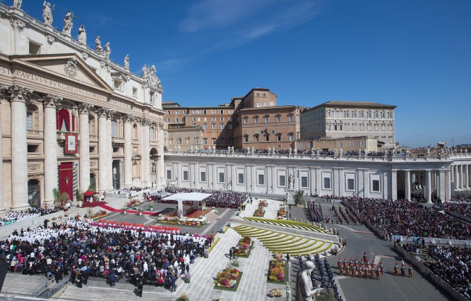 100 tysięcy osób na papieskiej mszy