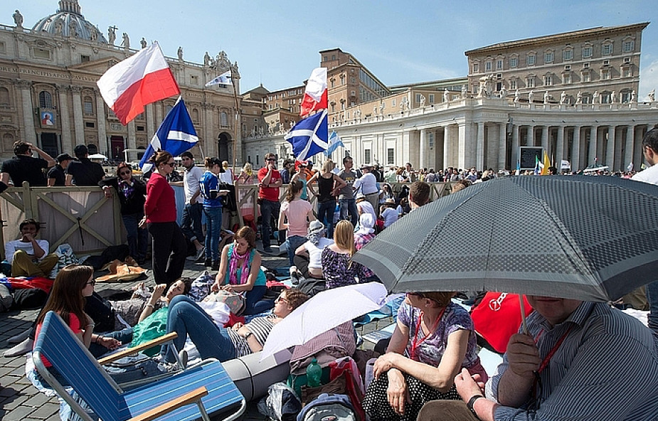 Rzym: milion pielgrzymów na kanonizacji