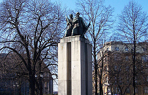 Zdjęto pomnik Wdzięczności Armii Radzieckiej