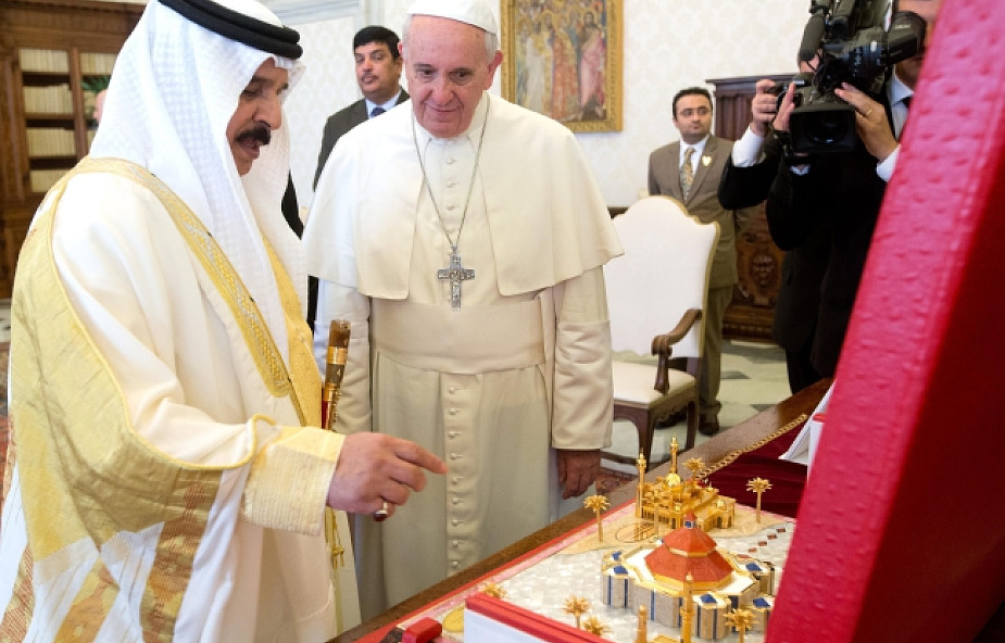 Franciszek z królem Bahrajnu o pokoju