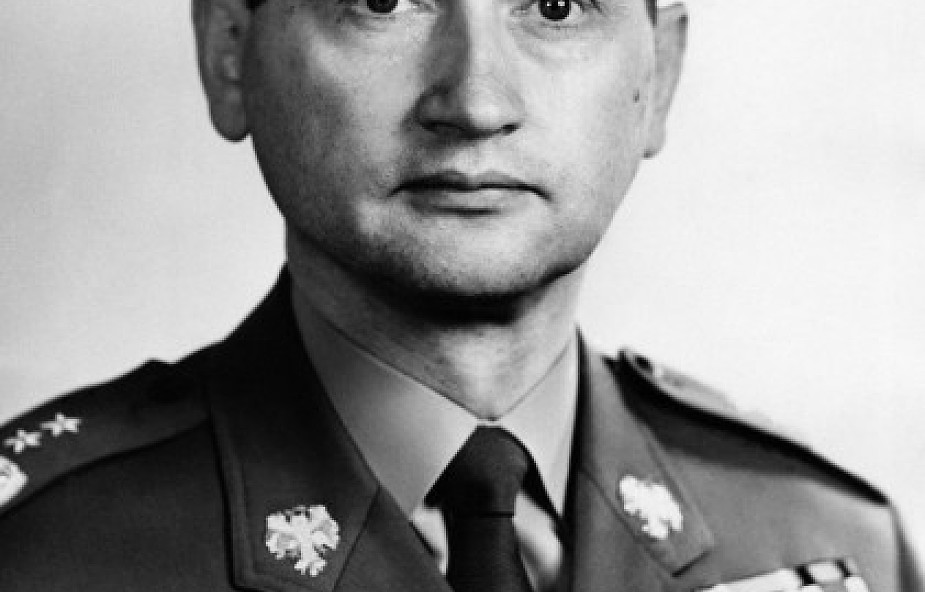 Gen. Jaruzelski pochowany ze Mszą Świętą