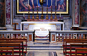 Msza o pokój przy grobie św. Jana Pawła II