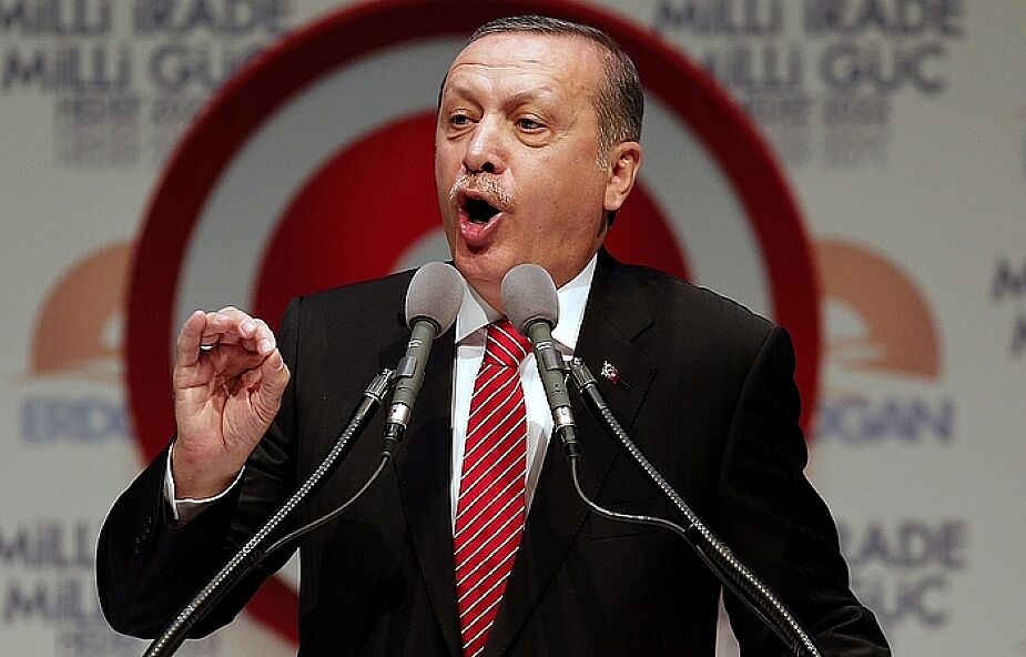 Turcja: Erdogan obiecuje zmianę konstytucji