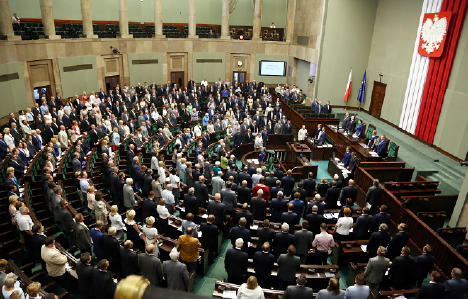 Sejm uchwalił nowelizację kilku ustaw
