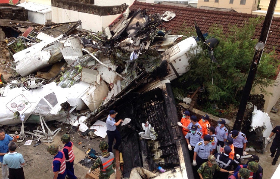 Tajwan: 48 ofiar katastrofy lotniczej