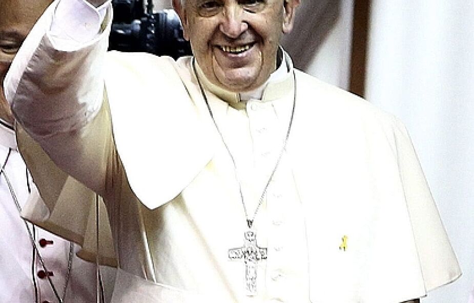 Rośnie popularność papieskiego Twittera