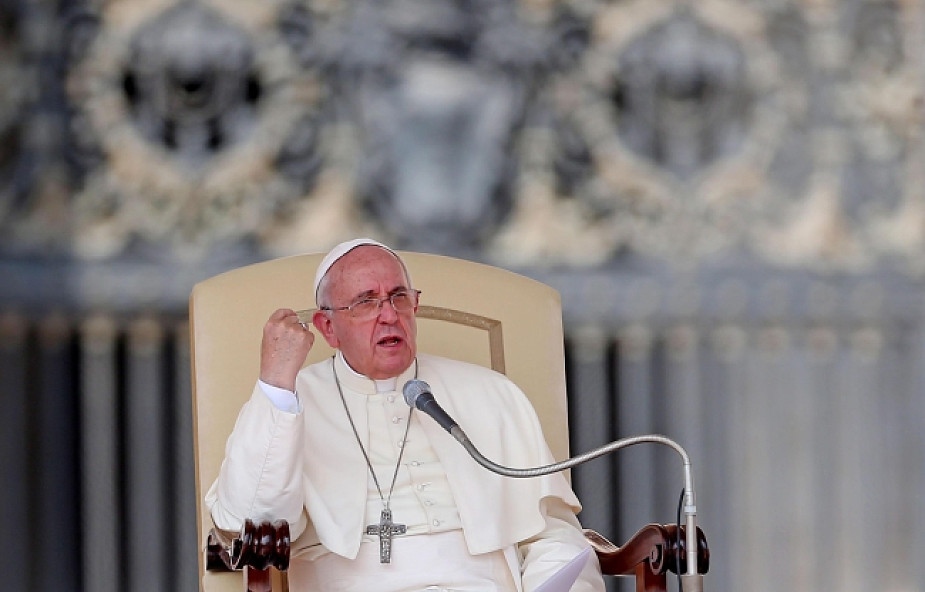 Papież i zachęta do walki z mocami zła