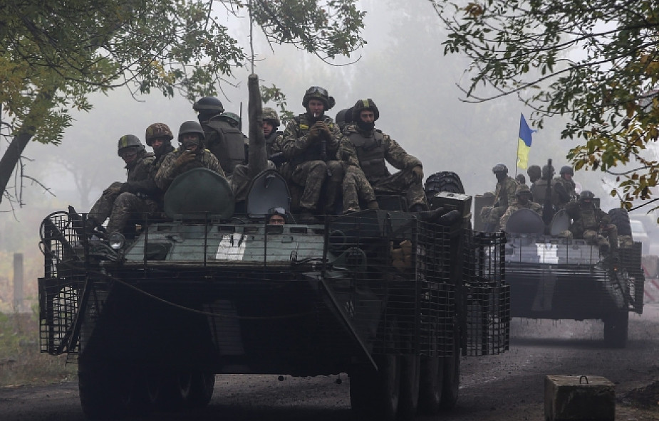 Ukraina: 7 wojskowych zginęło w transporterze