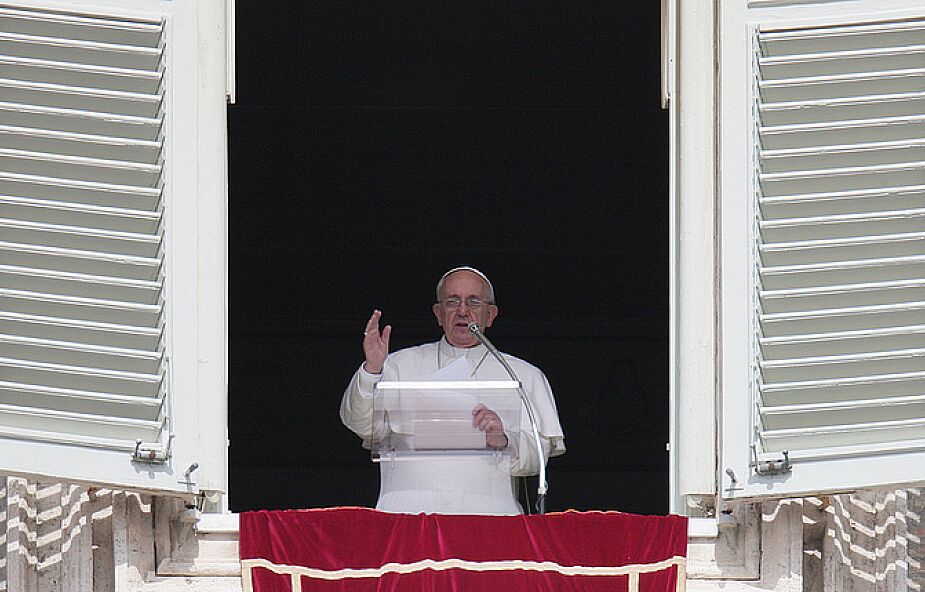 Papież modli się o pokój na Ukrainie 