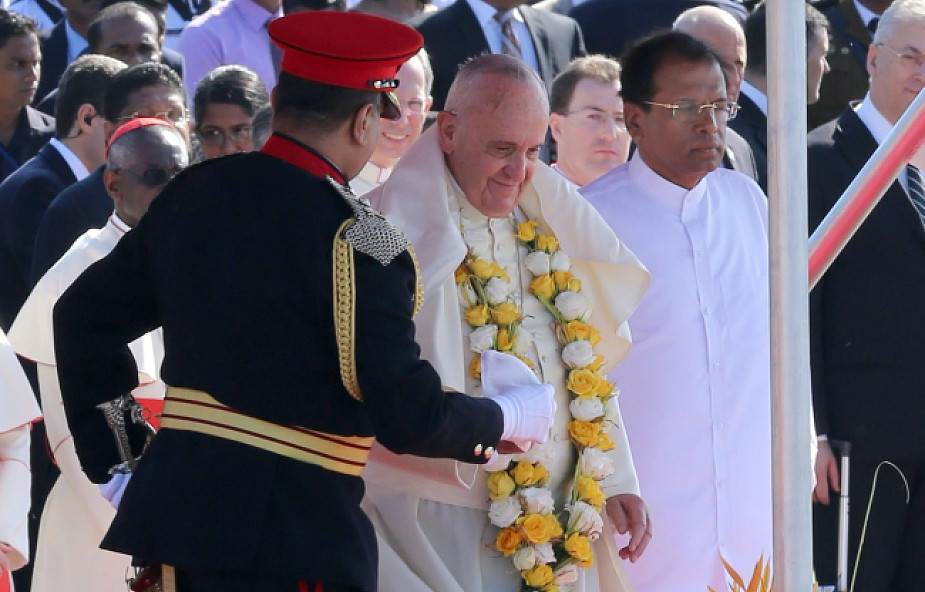 Papież na Sri Lance: nie wykorzystywać religii