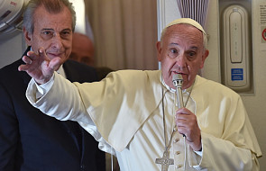 Rozmowa papieża z dziennikarzami w samolocie