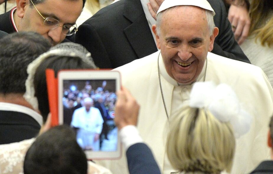 Papież: "Media muszą sprzyjać komunikacji"