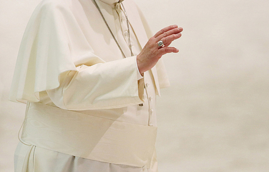 Papież przyjął transseksualistę z narzeczoną