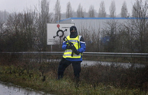 Francja: strzały 40 km od miejsca poszukiwań