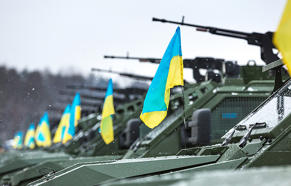 Ukraina: armia rozpoczęła wycofywanie czołgów