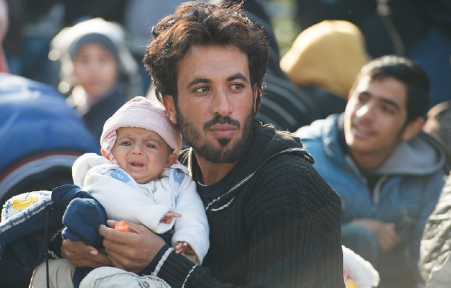 Niemcy: napływ uchodźców zagraża bezpieczeństwu