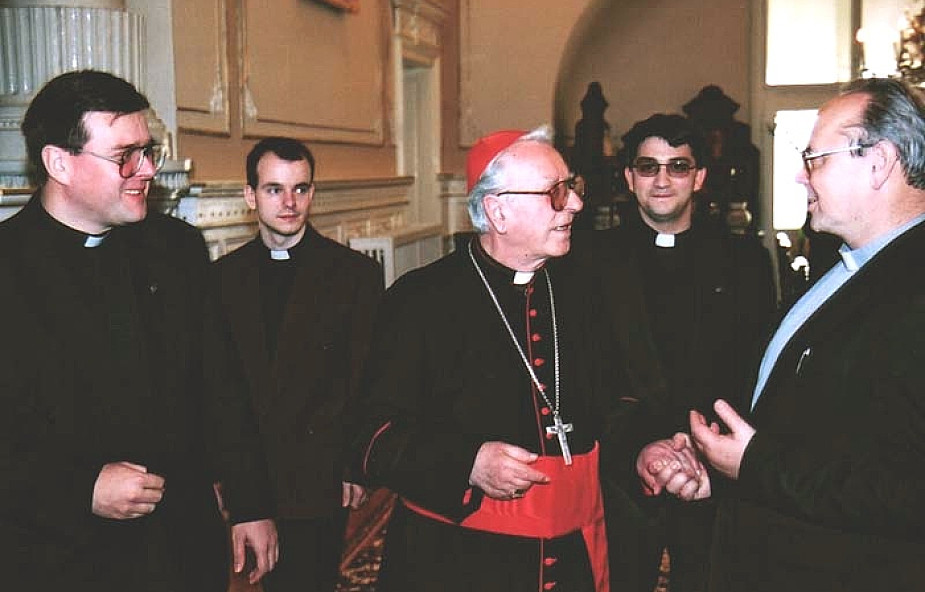 Słowacja: Uroczystości pogrzebowe legendarnego kardynała-jezuity