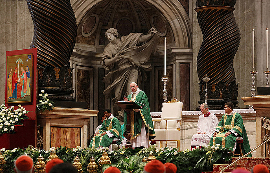 Homilia Franciszka otwierająca Synod Biskupów