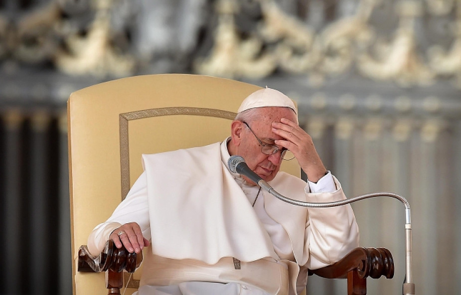 RŚA: Biskupi obawiają się o los wizyty papieża