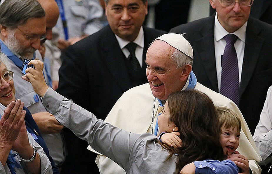 Papież podziękował Jezuickiej Służbie Uchodźcom