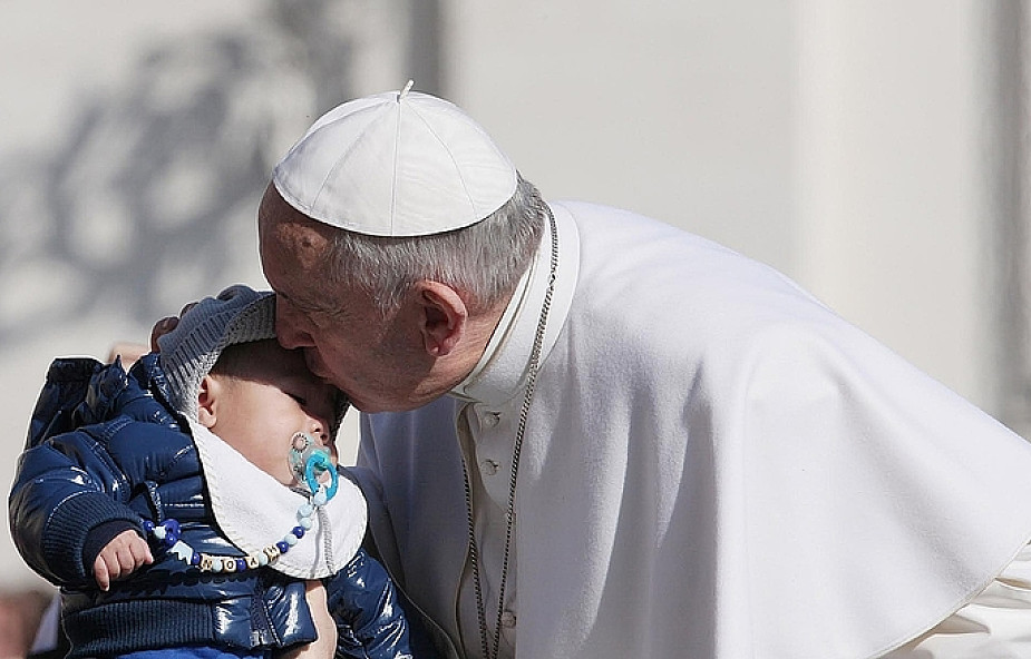 Papież: musimy przedkładać miłosierdzie nad sąd