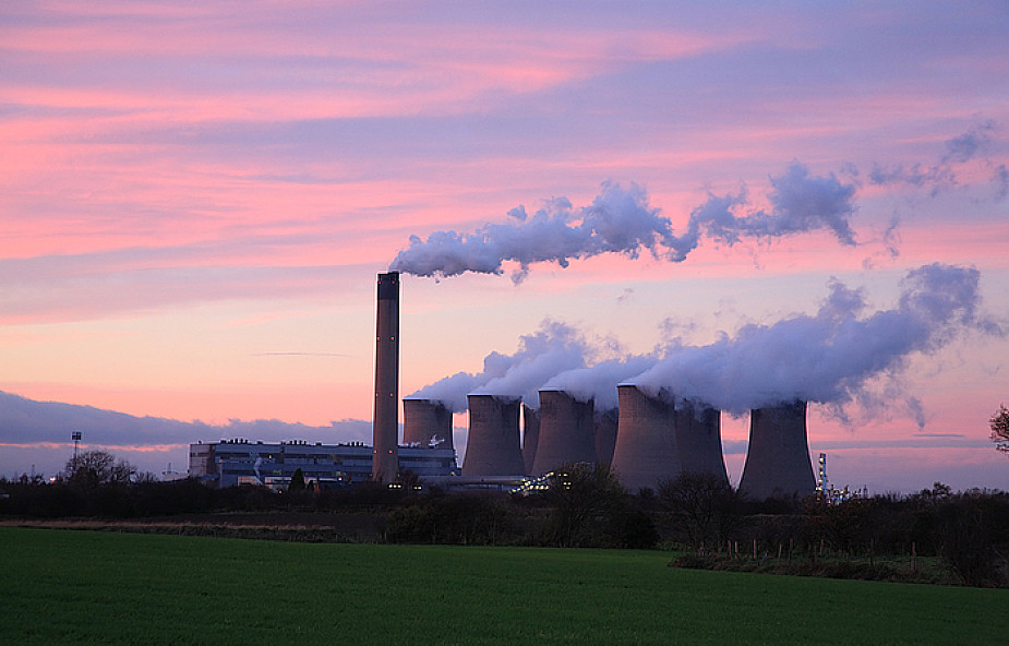 Polska przekonuje w Paryżu do czystego węgla