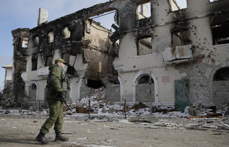 "SZ": dyplomatyczne zabiegi na Ukrainie farsą