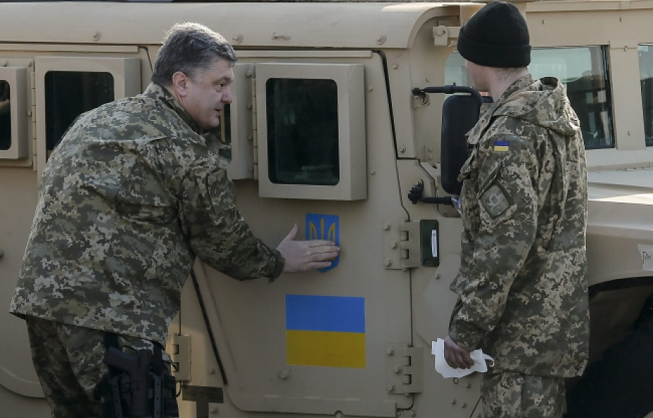 "FT": na Ukrainie konieczna walka z oligarchami