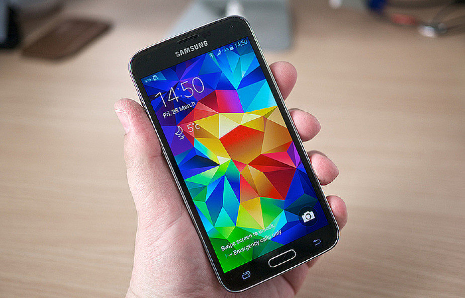 "Forbes": Samsung Galaxy S5 ma poważną lukę bezpieczeństwa
