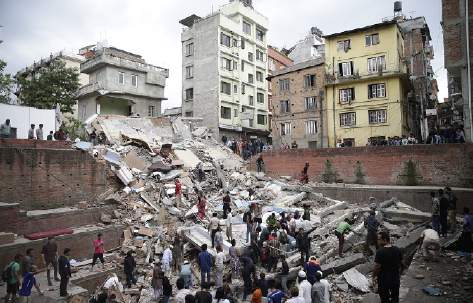 Rośnie liczba ofiar trzęsienia ziemi w Nepalu