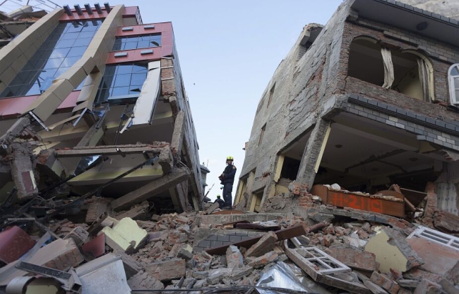 66 zabitych we wtorkowym trzęsieniu ziemi
