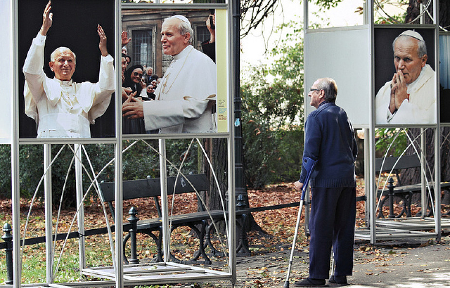 Rok Jana Pawła II i deficyt miłosierdzia