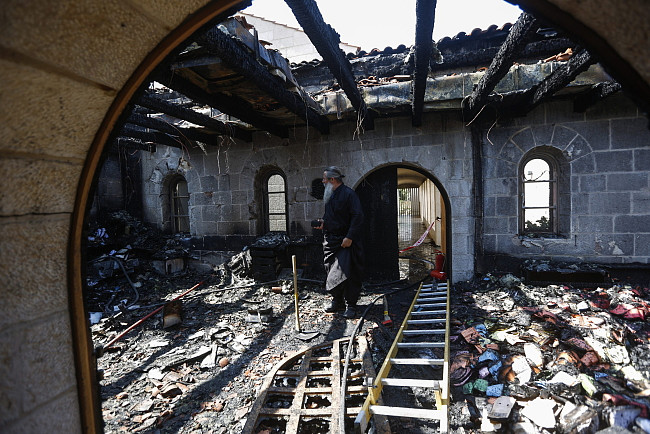 Spłonął Kościół Rozmnożenia Chleba w Tabdze. Zobacz zdjęcia zniszczonej Świątyni - zdjęcie w treści artykułu nr 5
