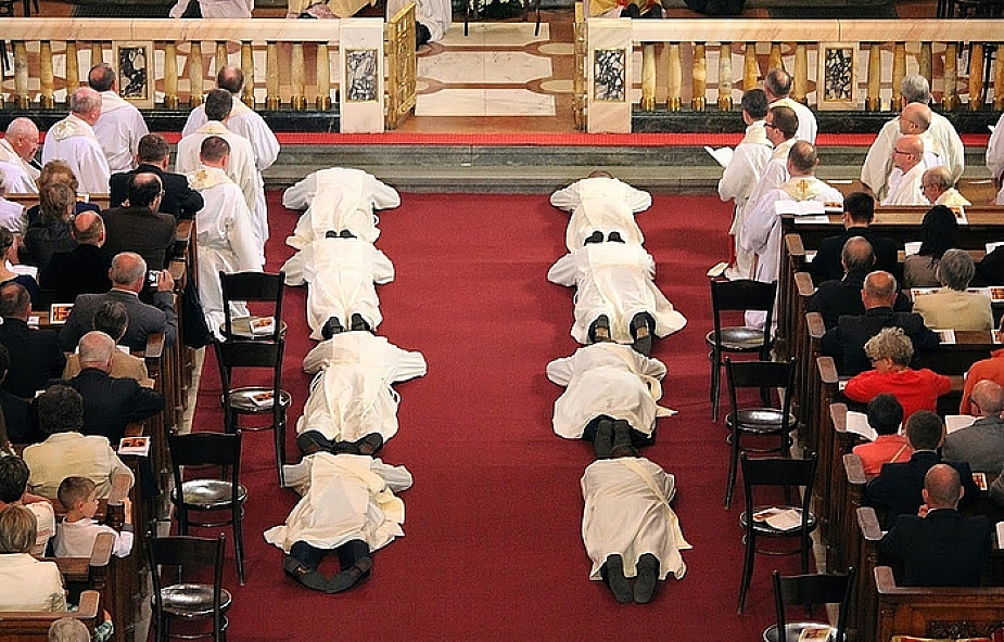 Jezuici przyjęli święcenia prezbiteratu i diakonatu