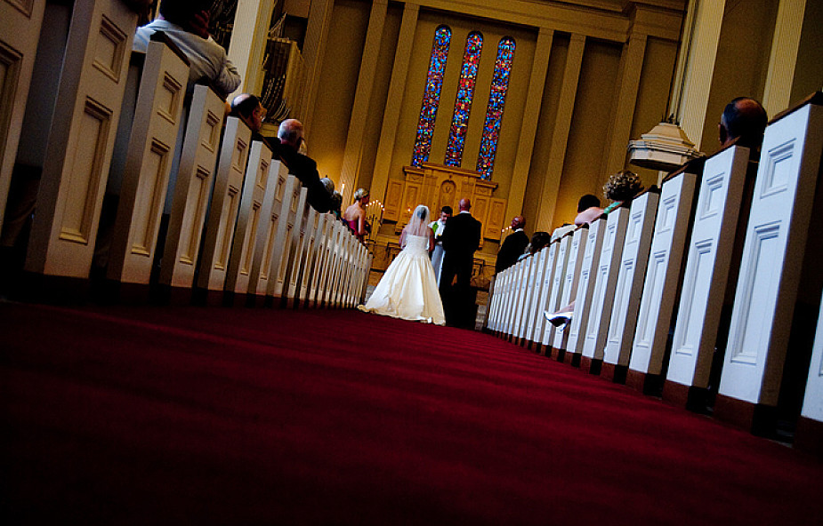 Orzeczenie nieważności małżeństwa. Co zmieni synod?