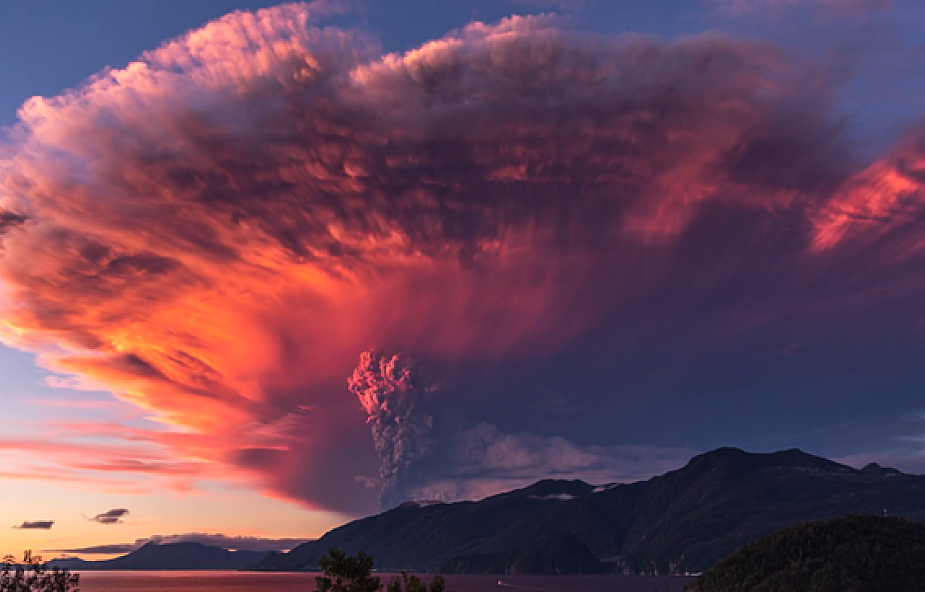 Erupcja wulkanu Calbuco na niezwykłym time-lapsie
