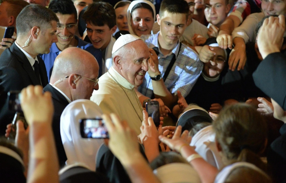 Papież na koniec wizyty spotkał się z młodzieżą