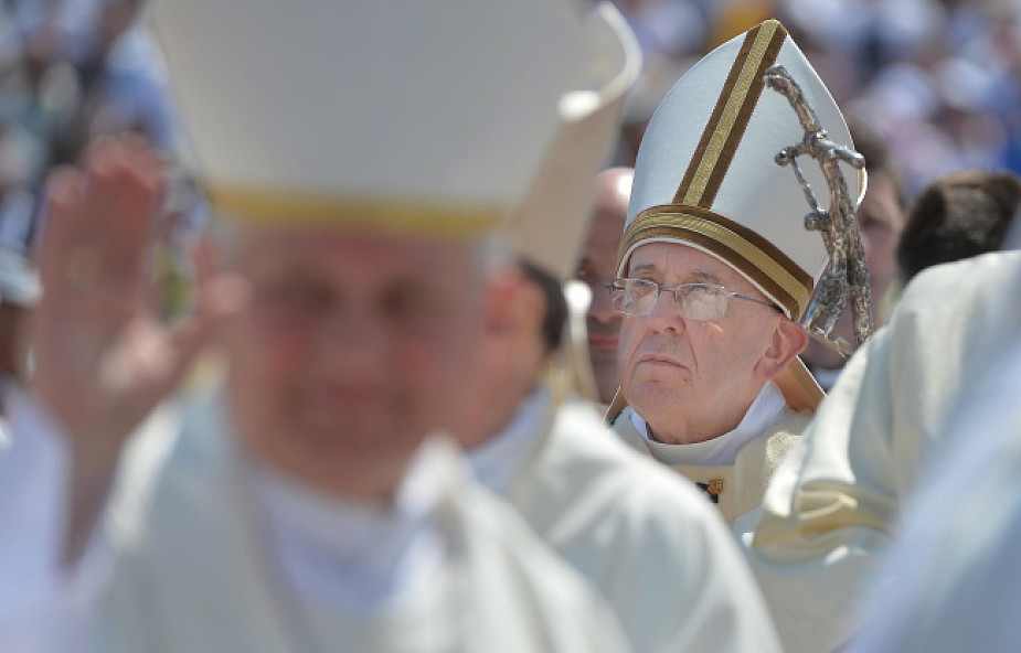 Papież wzruszony relacjami osób torturowanych