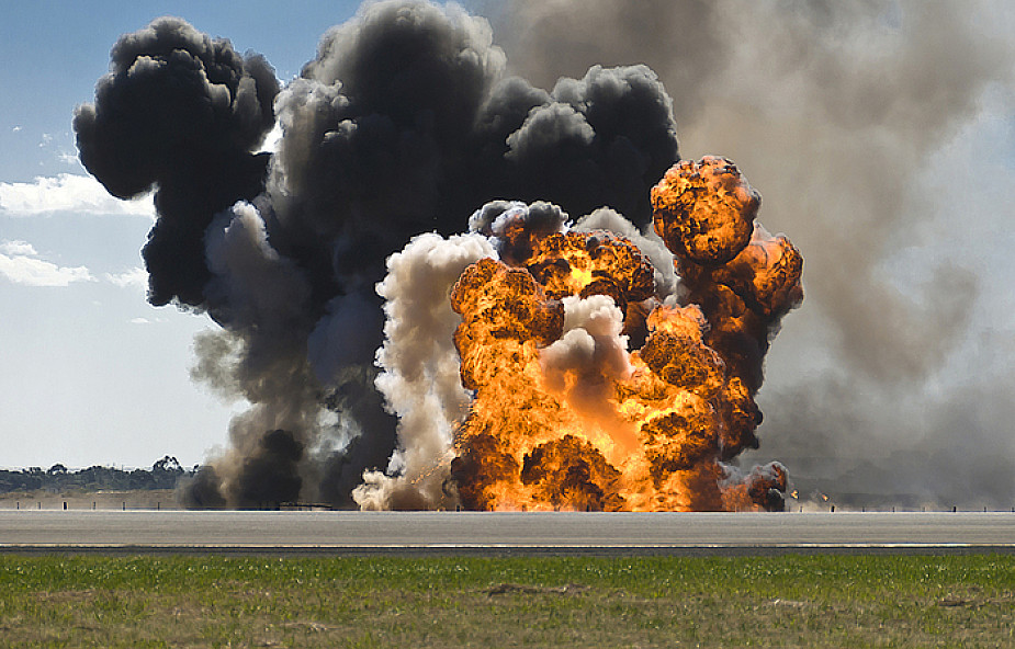 Ukraina: eksplozja w płonącej bazie paliwowej