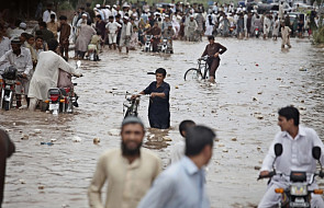 Pakistan: wzrosła liczba ofiar śmiertelnych powodzi