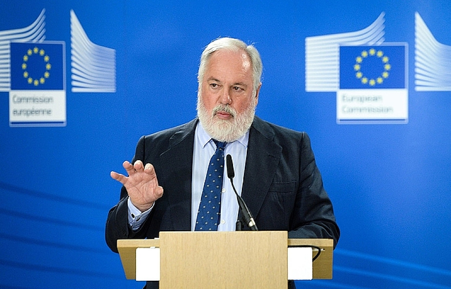 Komisarz UE odpowiada Dudzie w sprawie klimatu